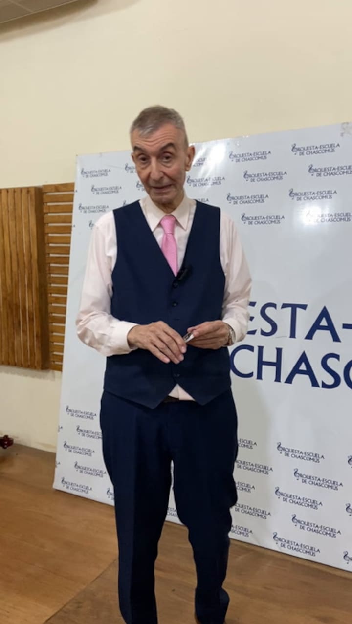 Nelson Castro dirigió a la Orquesta Sinfónica Juvenil Alberto Ginastera