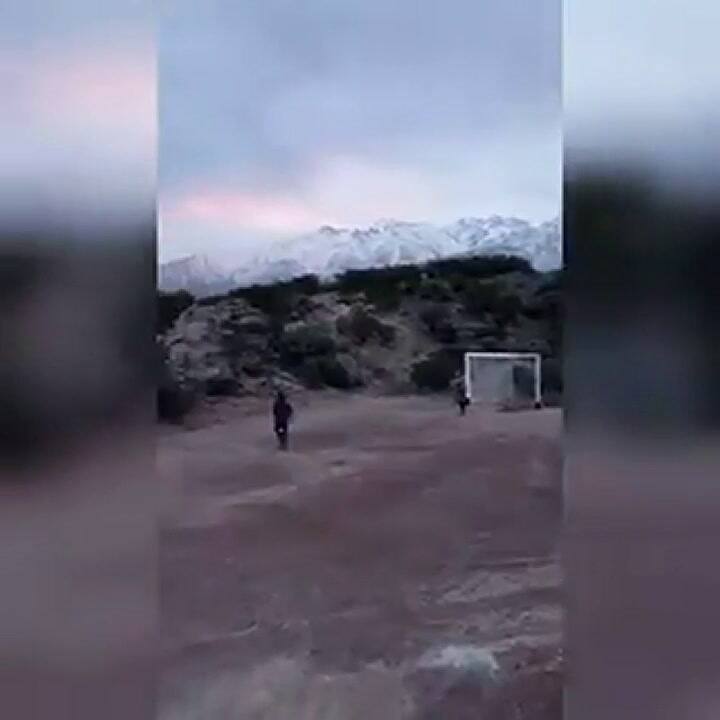 La historia del “estadio” en honor a Lionel Messi que está ubicado en medio de la montaña de Mendoza