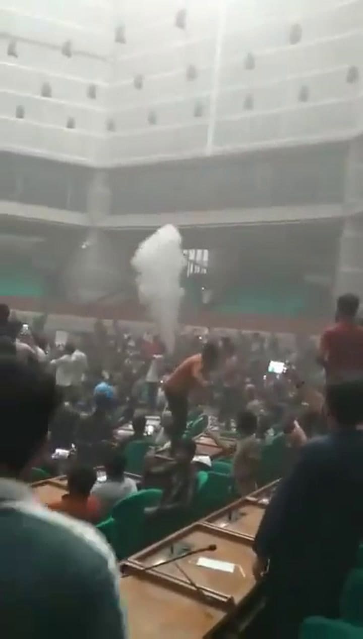 Disturbios en el Parlamento de Bangladesh