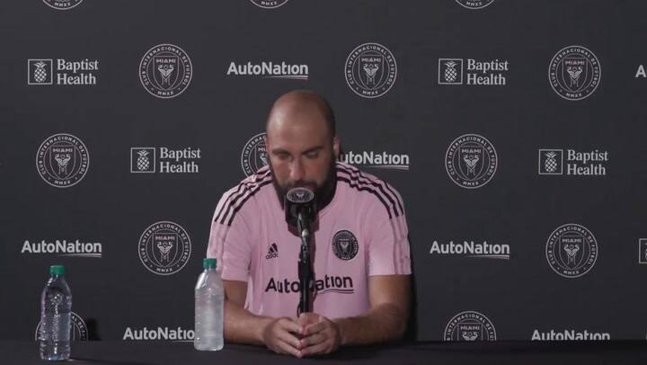 Gonzalo Higuaín dedicó sus dos goles a su madre fallecida