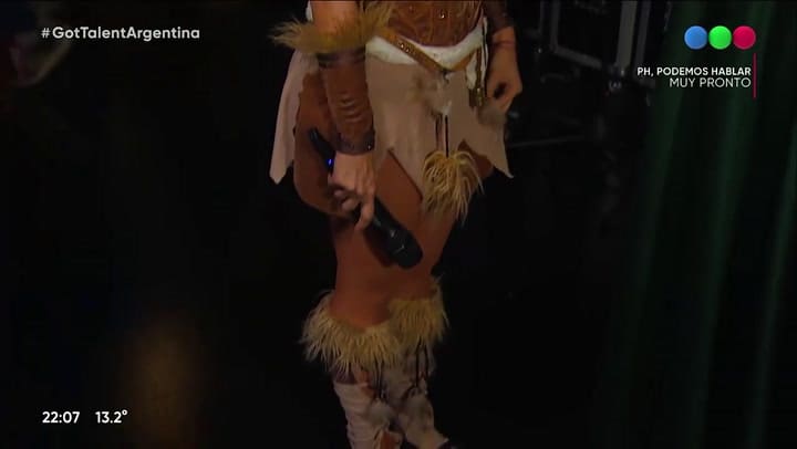 La cotorcinista que desulmbró al jurado haciendo arquería con los pies