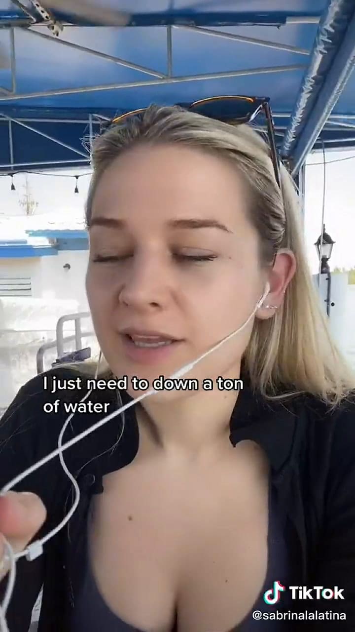 Una tiktoker comparte videos para aprender inglés