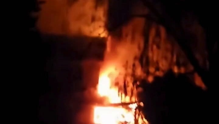 Grave incendio en la casa de un exgobernador de Neuquén