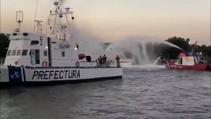 Tigre: se incendió un yate que navegaba por el delta - Fuente: Ministerio de Seguridad