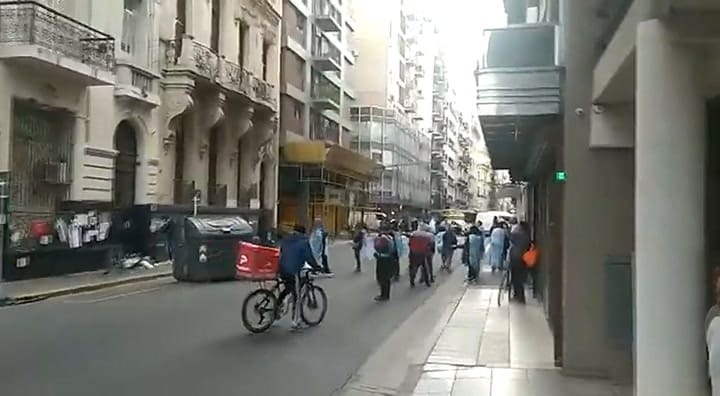 Un fiscal pide detener a un hombre por amenazar a Cristina Kirchner frente al Instituto Patria