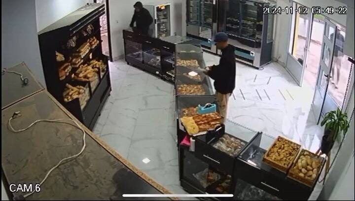 Robo Panaderia Merlo