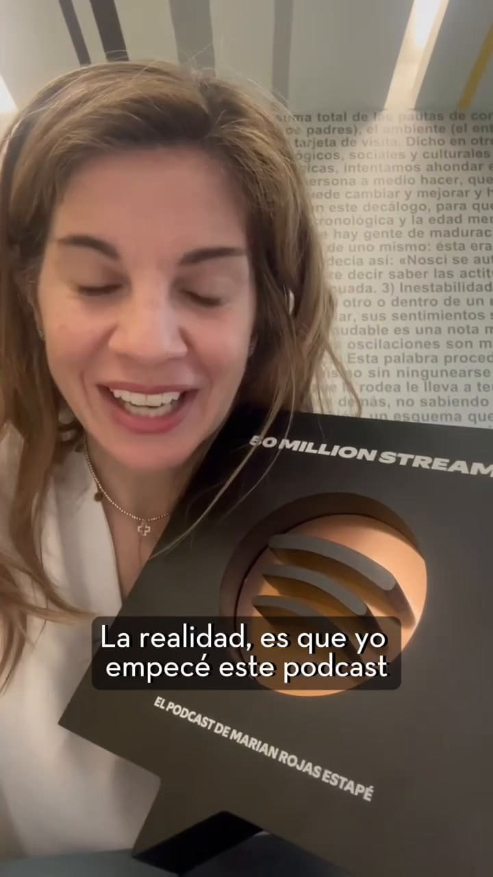 "¡Muchísimas gracias a todos! Hace poco mis amigos de @spotifyspain me dieron una impactante noticia- habíamos llegado a mas de 50 millones de streams en el podcast!", dijo la especialista