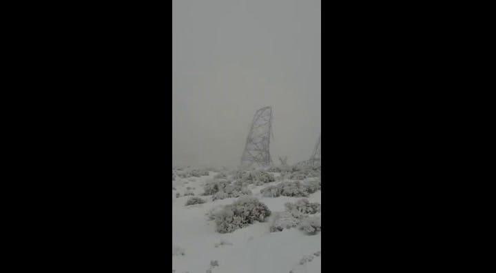 Fuerte nieve, el hielo y el viento en El Escorial