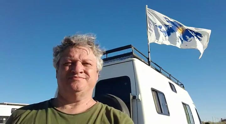 Milton Rhys y sus recuerdos de la guerra de 1982