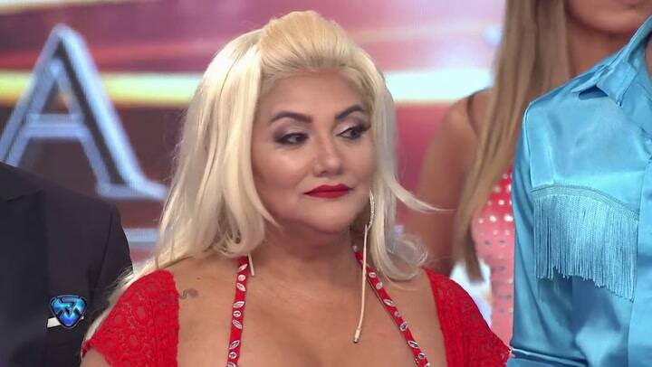 Gladys versus Melina en duelo de canto