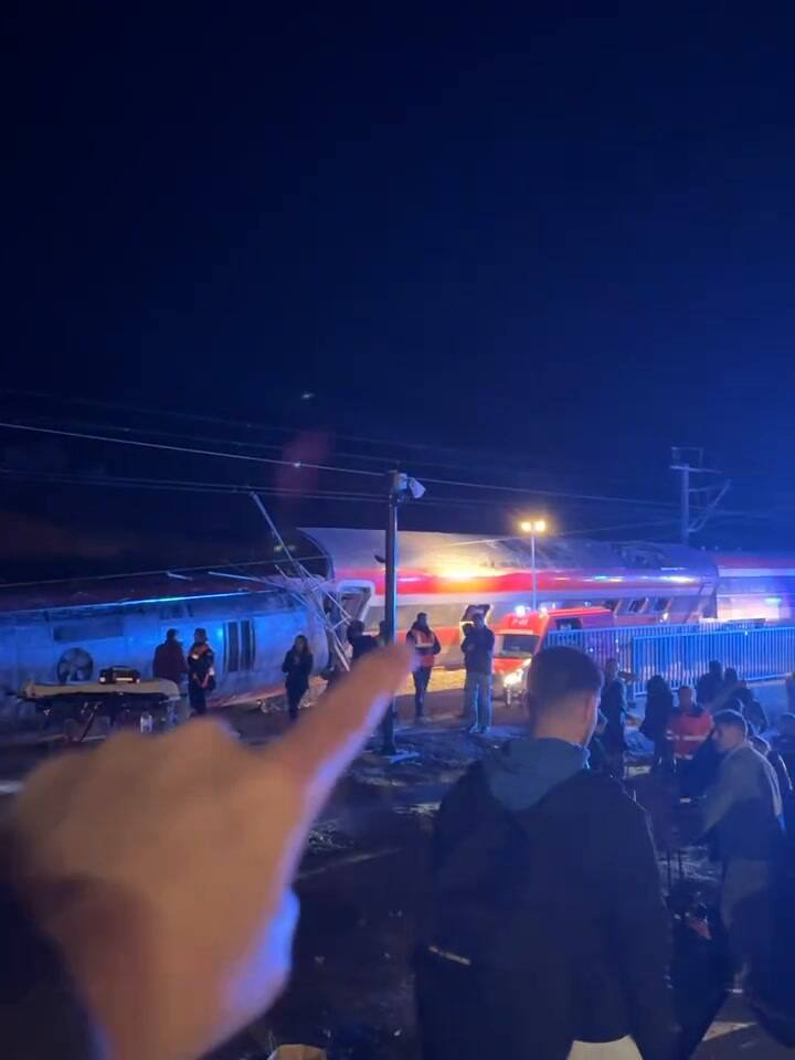 Merakio mostró el momento en el que las personas se trasladaban a un lugar "seguro"