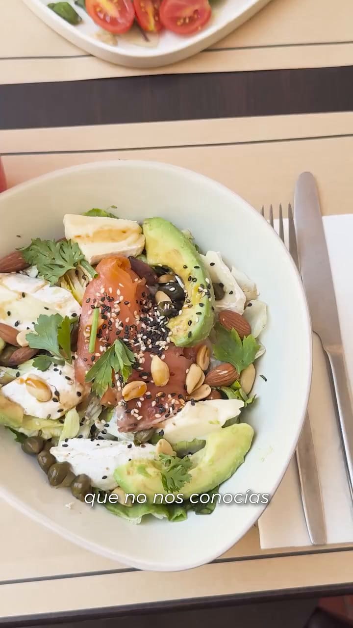 Así es 1745 Café Bistró con su jardín colonial en pleno corazón del centro porteño