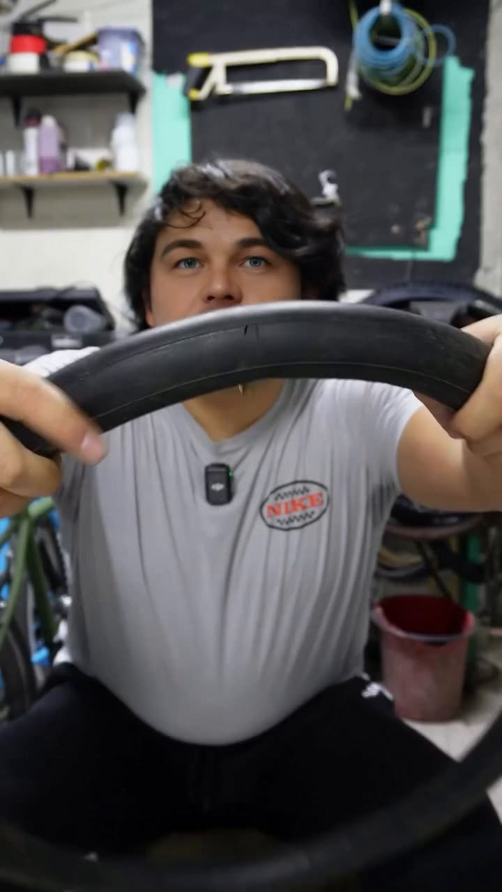 ¿Leonardo DiCaprio en versión mecánico? La historia del joven viral que conquistó las redes