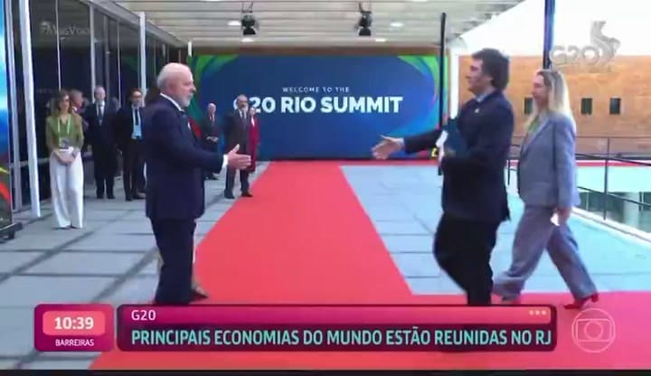 Periodista Confunde A Joe Biden Con Bin Laden