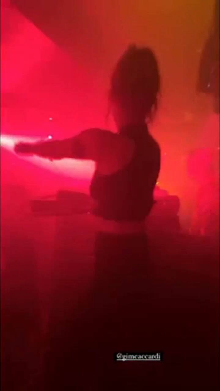 Los videos de la China Suárez, Gimena Accardi y Mery del Cerro en el boliche