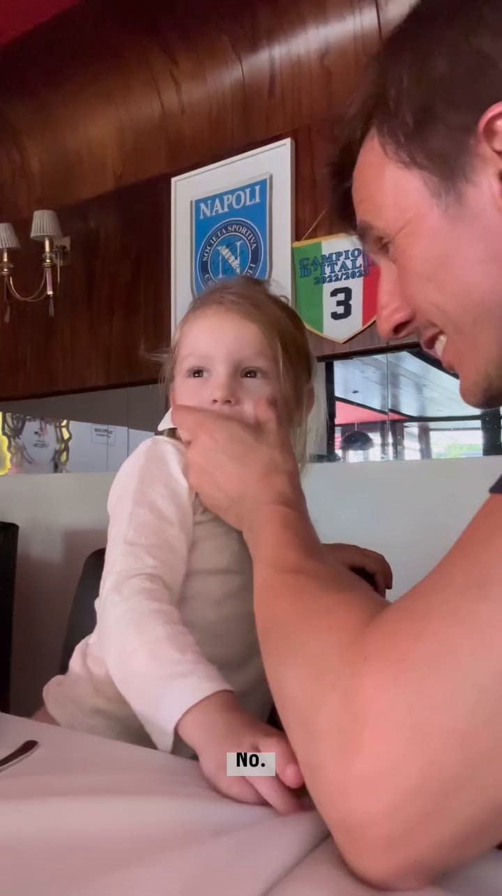 Veo Veo Con @Anagarciamoritan