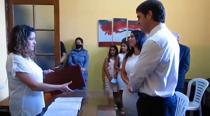 El ex barra de River Alan Schlenker se casó en la cárcel, con vals y carnaval carioca