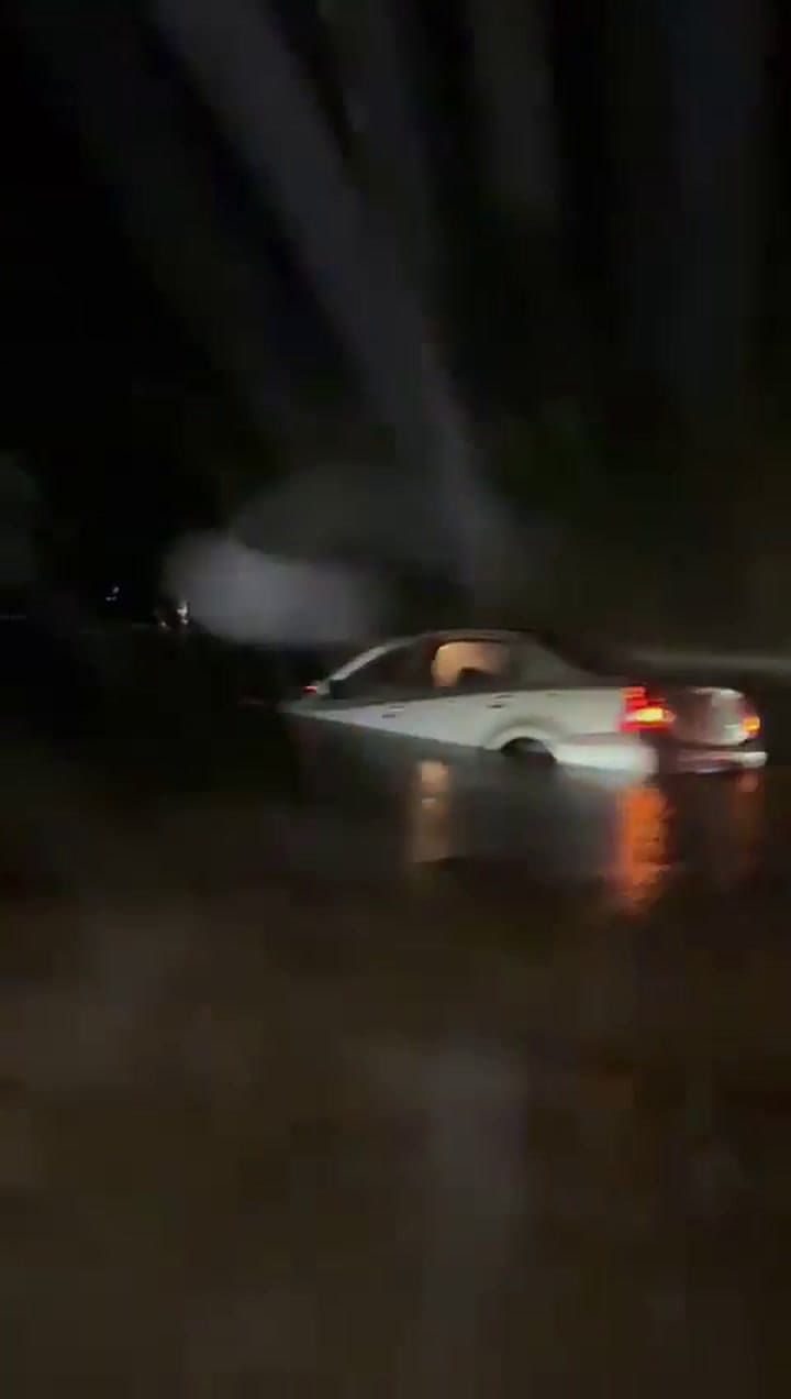 La Ruta Nacional 8 inundada en el norte de Buenos Aires