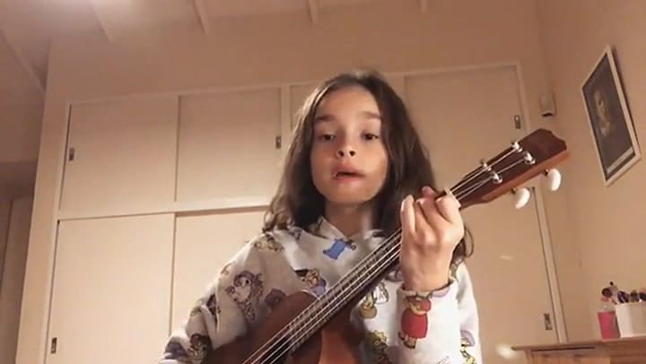 El cover de Cristina, la canción de su ídolo actual, Sebastian Yatra. Fuente: Instagram