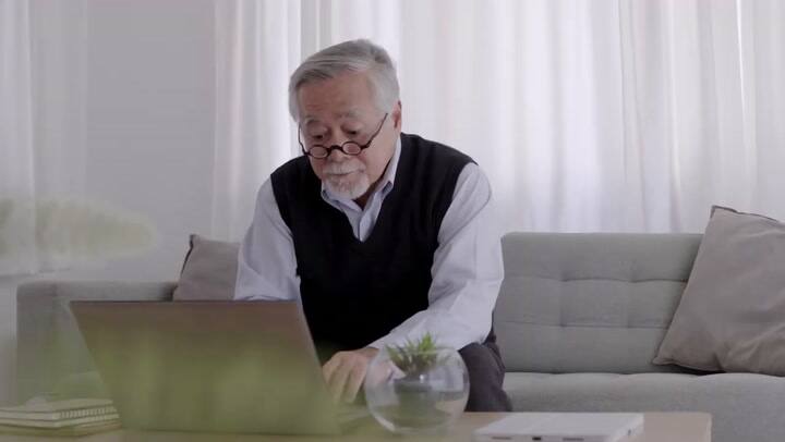 Los cinco pasos que te salvan de que el Uscis rechace tu solicitud