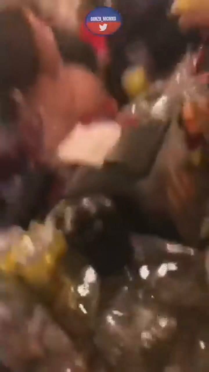 Hinchas argentinos y mexicanos se tomaron a golpes de puño a dos días del partido que los enfrentará