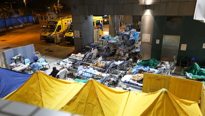 Hospitales de Hong Kong en 'modo de guerra' ante propagación de ómicron