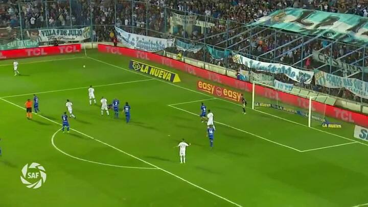 El árbitro no es un jugador más - Fuente: SAF Superliga