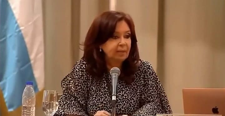Cristina Kirchner habló del 'componente mafioso' de la familia Macri - Fuente: YouTube