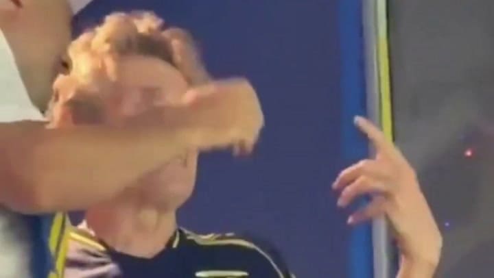 El actor fue recibido en la Bombonera por un cántico personalizado