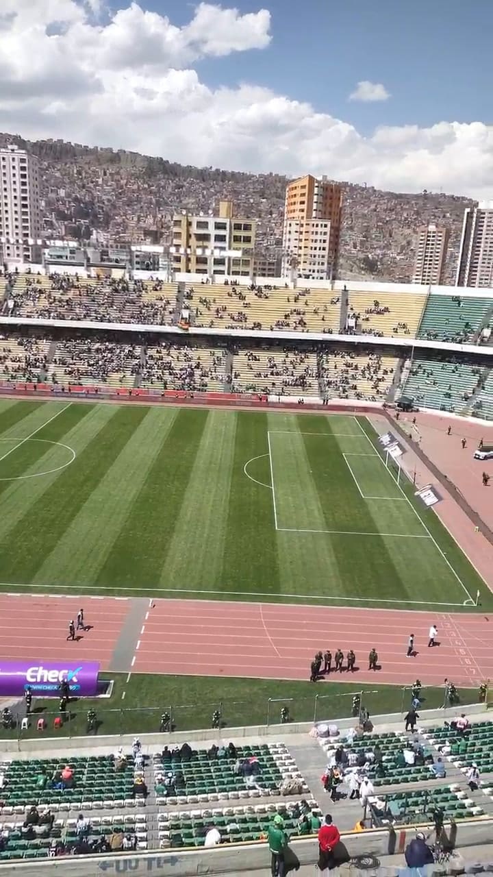 El estadio Hernando Siles, antes del partido