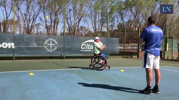 Así se entrena el tenista adaptado Gustavo Fernández