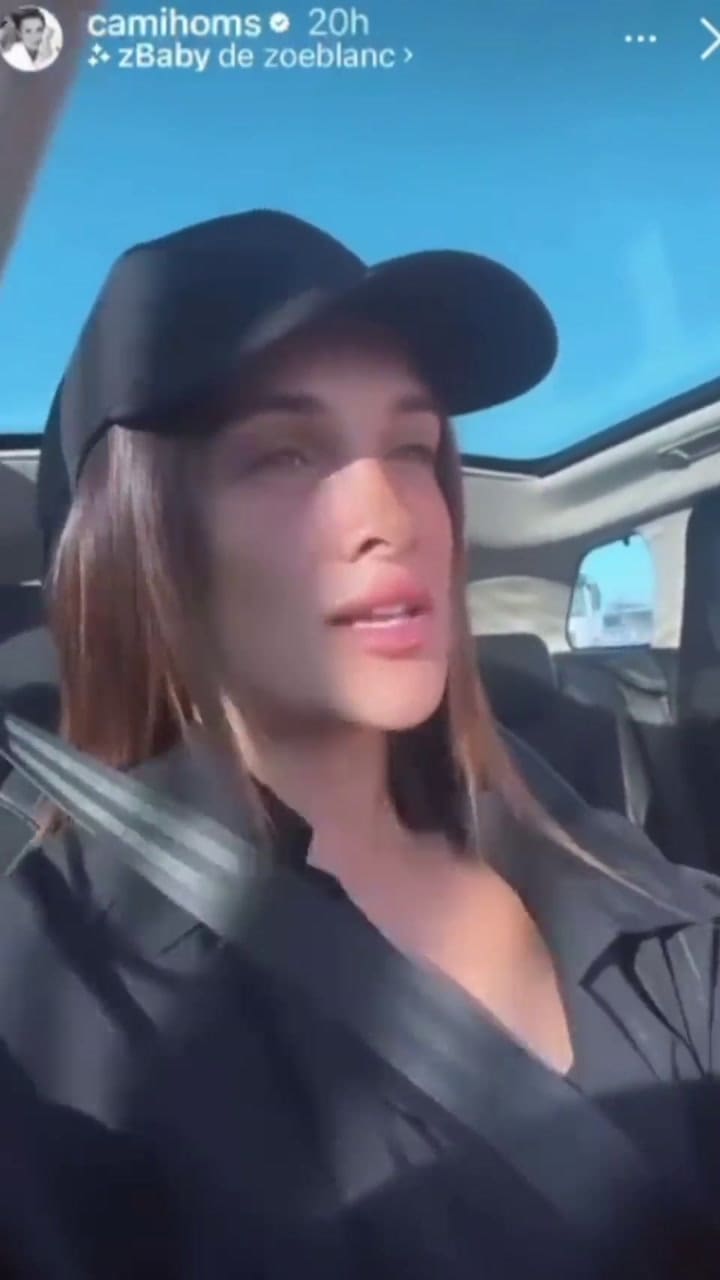 Camila Homs organiza una venta de su ropa