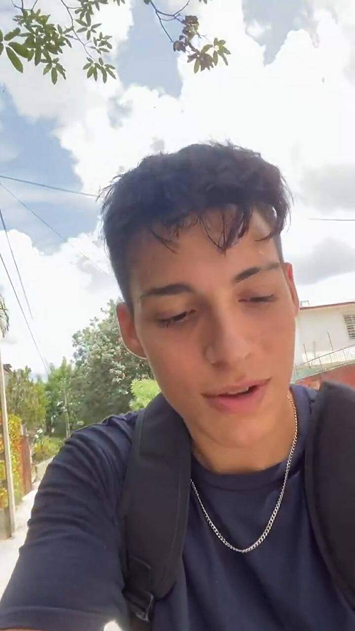 Un joven tiktoker mostró cómo son las casas más lujosas de Cuba