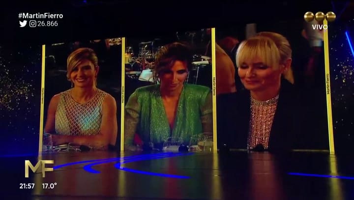 Martín Fierro: Mejor Labor Periodística Femenina para Débora Plager - Fuente: Telefe