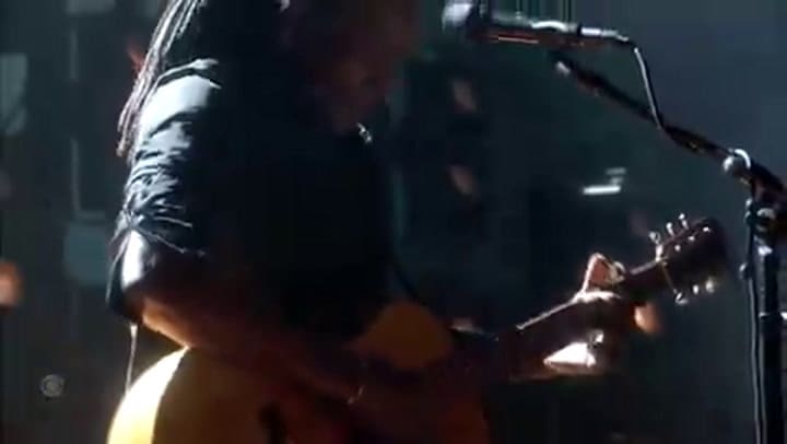 Tracy Chapman y Luke Combs cantando Fast Car en los Grammy