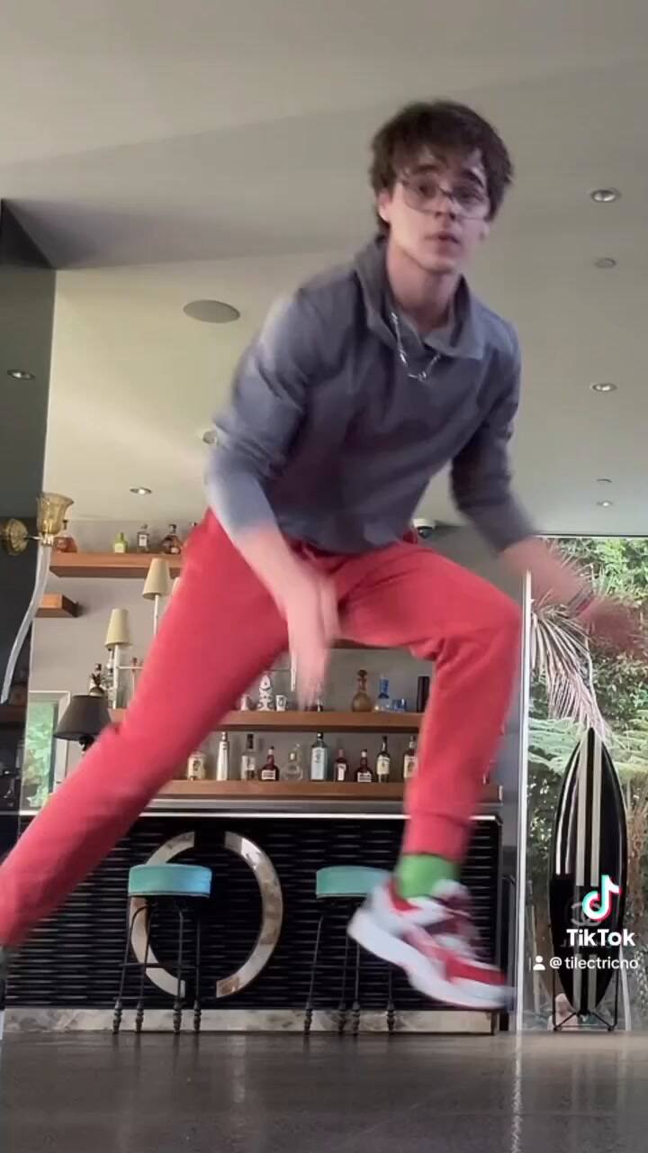 El hijo de Ricky Martin sorprende con su destreza para el baile