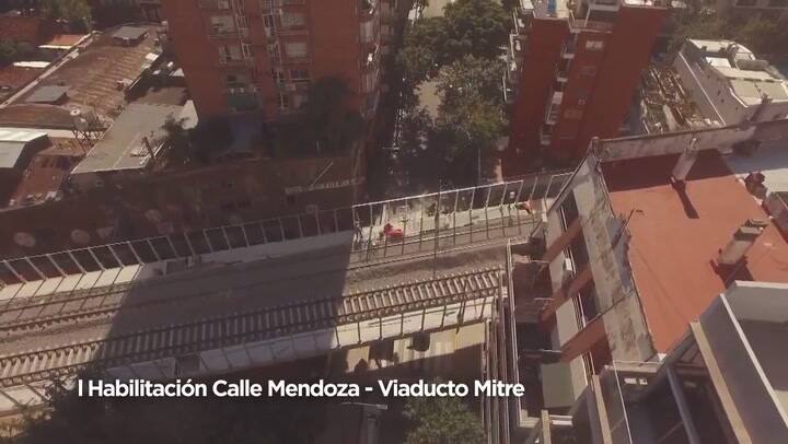Viaducto Mitre: así quedó la calle Mendoza reabierta al tránsito sin barreras - Fuente: YouTube