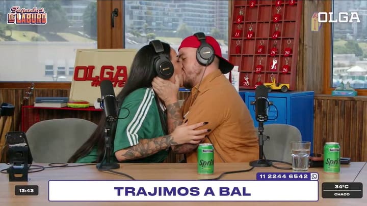 Fede Bal y Evelyn Botto se besan en vivo en Olga