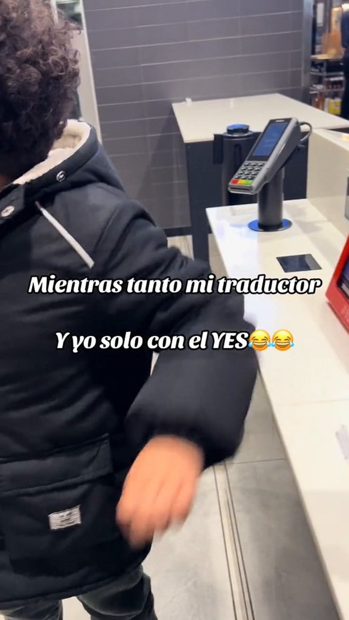 Niño Traduce A Su Madre 2