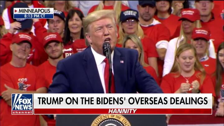 Trump arremete contra sus rivales demócratas - Fuente: Fox News