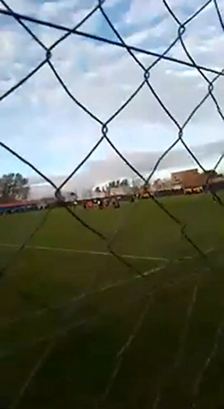 Así fue la agresión que recibió el árbitro en un partido de fútbol femenino en Balcarce