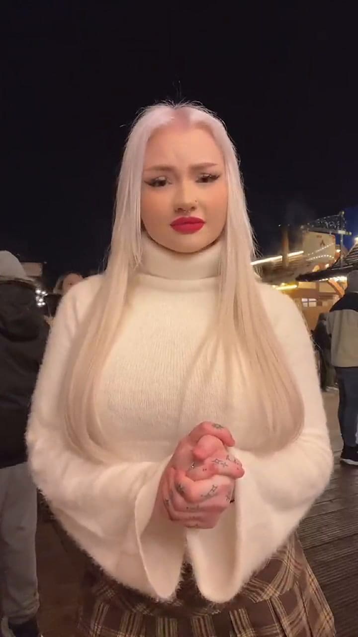 La modelo de OnlyFans criticó al staff de Winter Wonderland