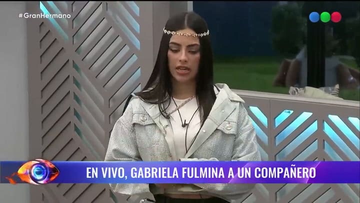 Gabriela Estrenó La Nueva Placa Negativa Con Una Fulminante A Luz - Gran Hermano