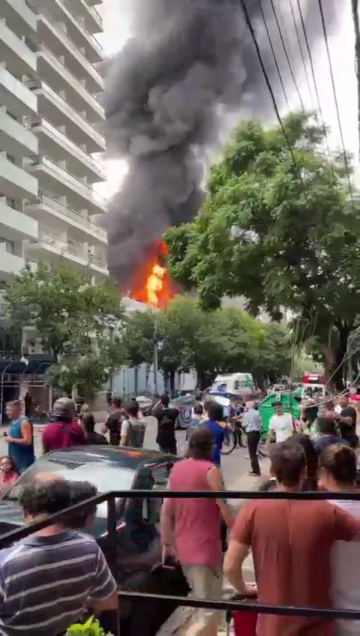 Se incendia Edesur en Caballito