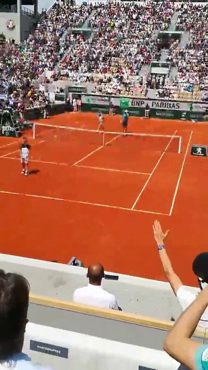 Así se vivió la victoria de Schwartzman desde la tribuna - Fuente Twitter