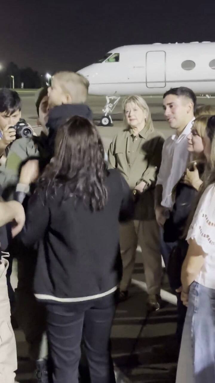 El emotivo reencuentro de Nahuel Gallo con su familia