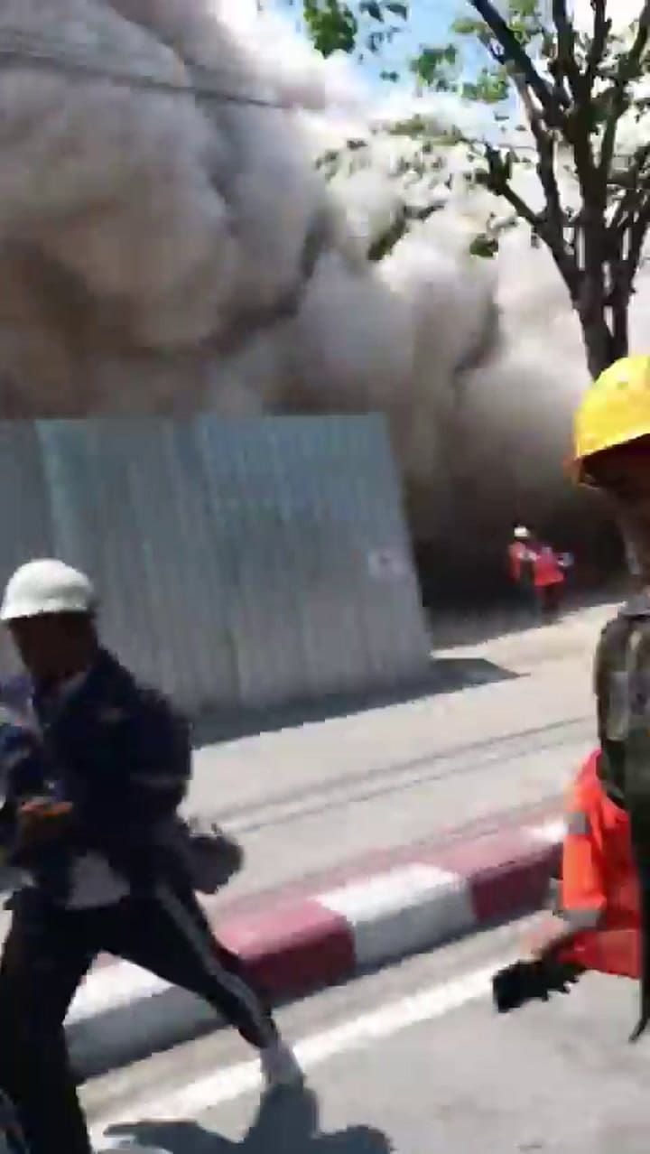 Se derrumbó un edificio de 30 pisos en Bangkok por el terremoto