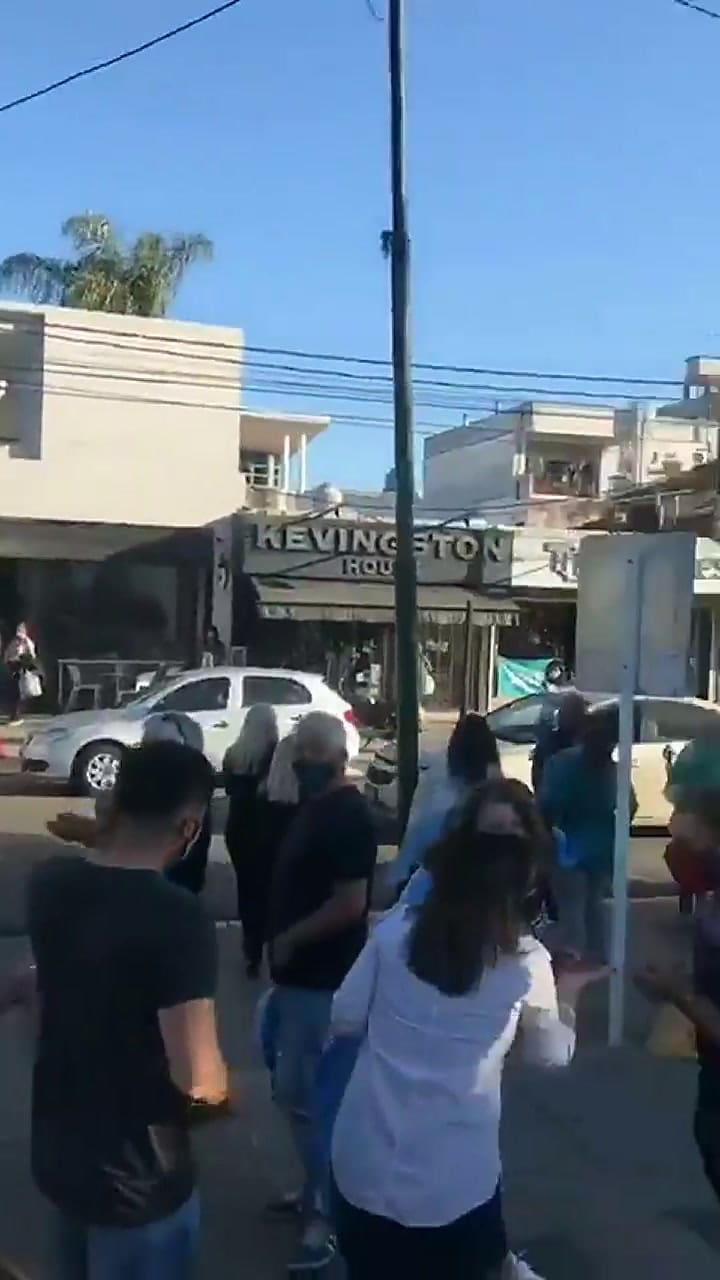 Manifestantes en Ituzaingo