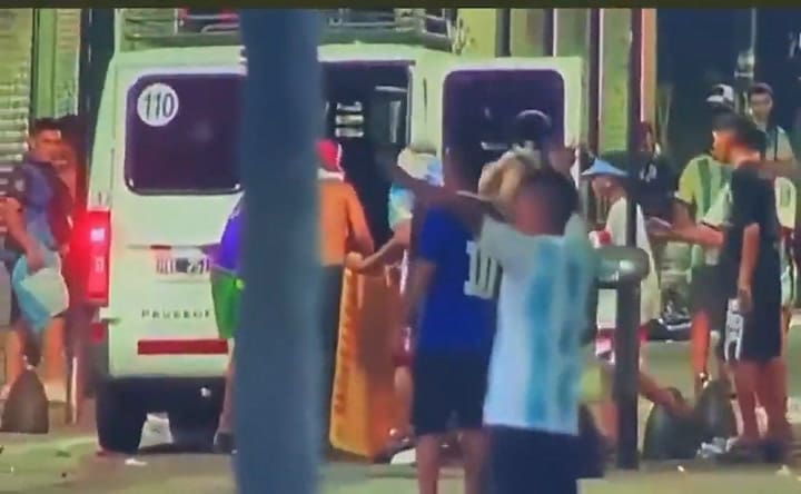 Saqueos en las inmediaciones del Obelisco