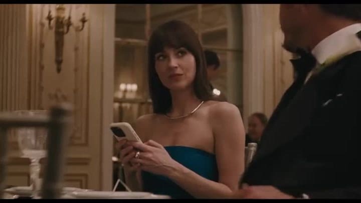 Amores materialistas (Materialists)